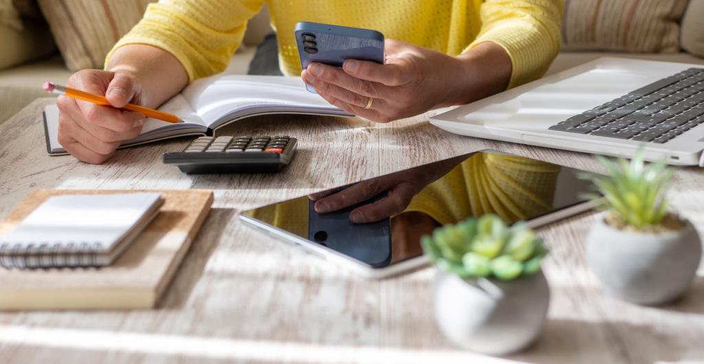 Estrategias inteligentes para gestionar deudas?>